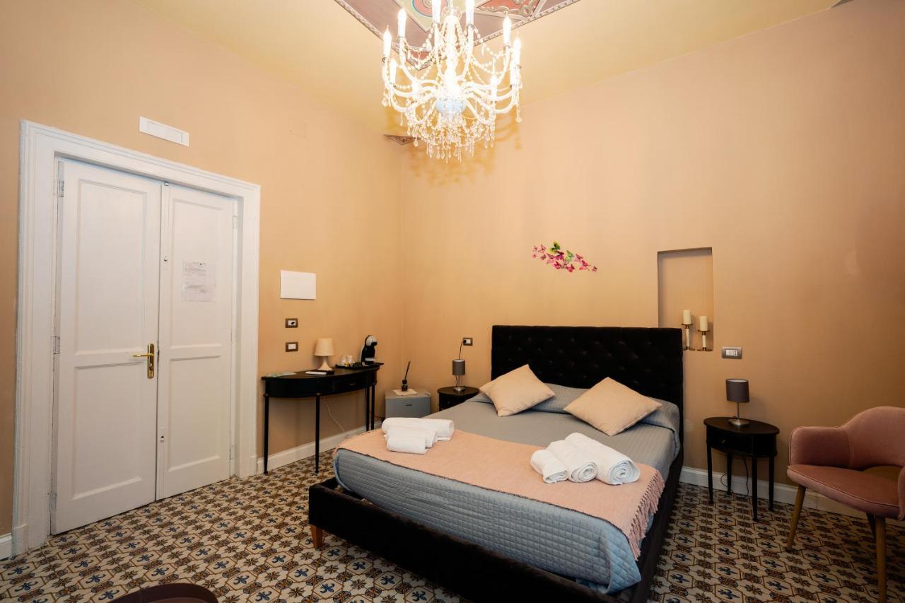 Antica Dimora Deluxe Bed & Breakfast Napoli Exterior foto