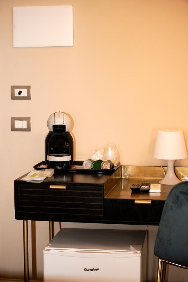 Antica Dimora Deluxe Bed & Breakfast Napoli Exterior foto