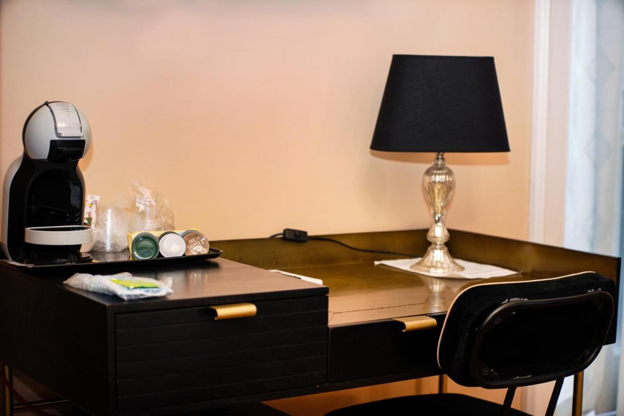 Antica Dimora Deluxe Bed & Breakfast Napoli Exterior foto